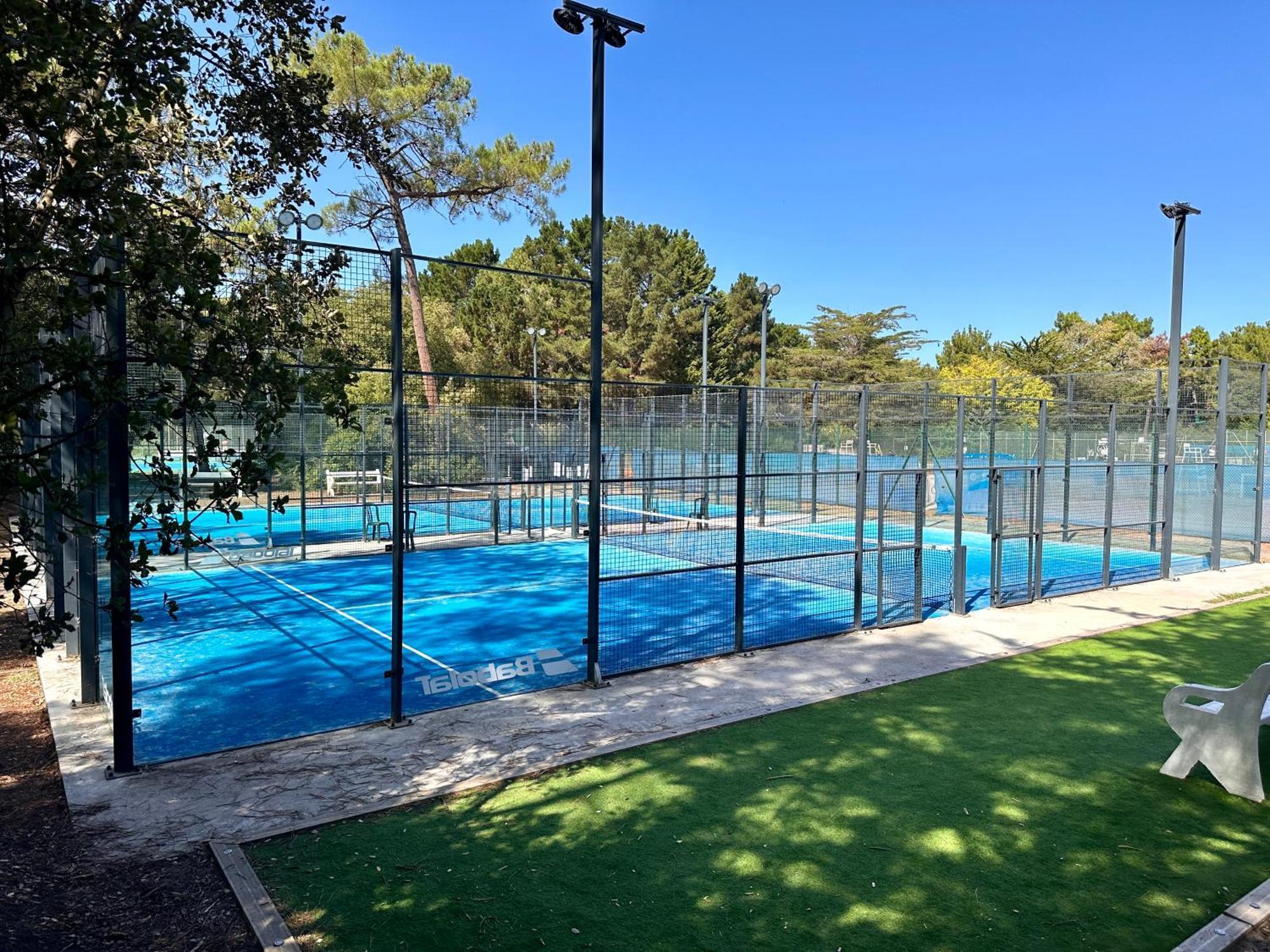Villa "Mignon" Avec Studio Independant, Tout A Pied, Plage A 4 Mn, 6 Pers, 2 Sde Сен-Жан-де-Мон Екстер'єр фото
