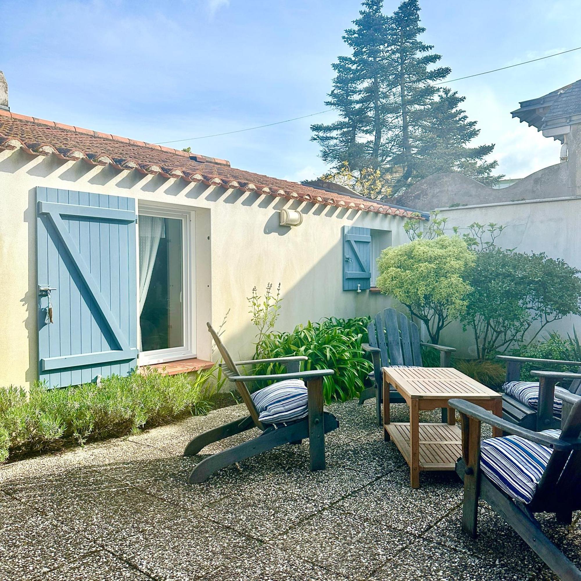 Villa "Mignon" Avec Studio Independant, Tout A Pied, Plage A 4 Mn, 6 Pers, 2 Sde Сен-Жан-де-Мон Екстер'єр фото